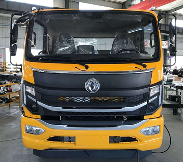 程力威牌CLW5160GSS6YT型灑水車(chē)