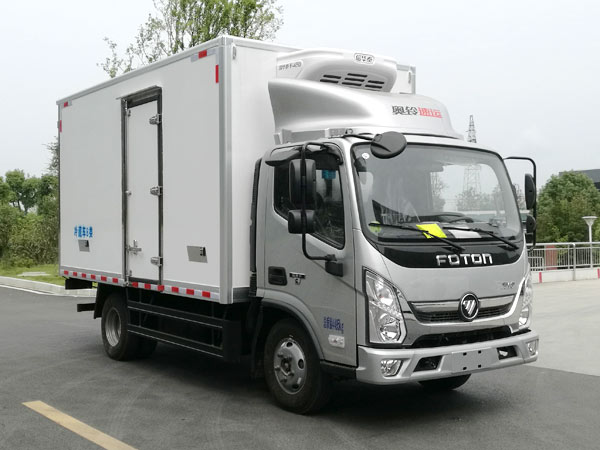 程力威牌CLW5040XLCB6型冷藏車