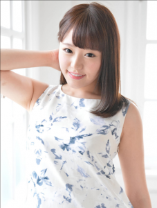濱崎真緒